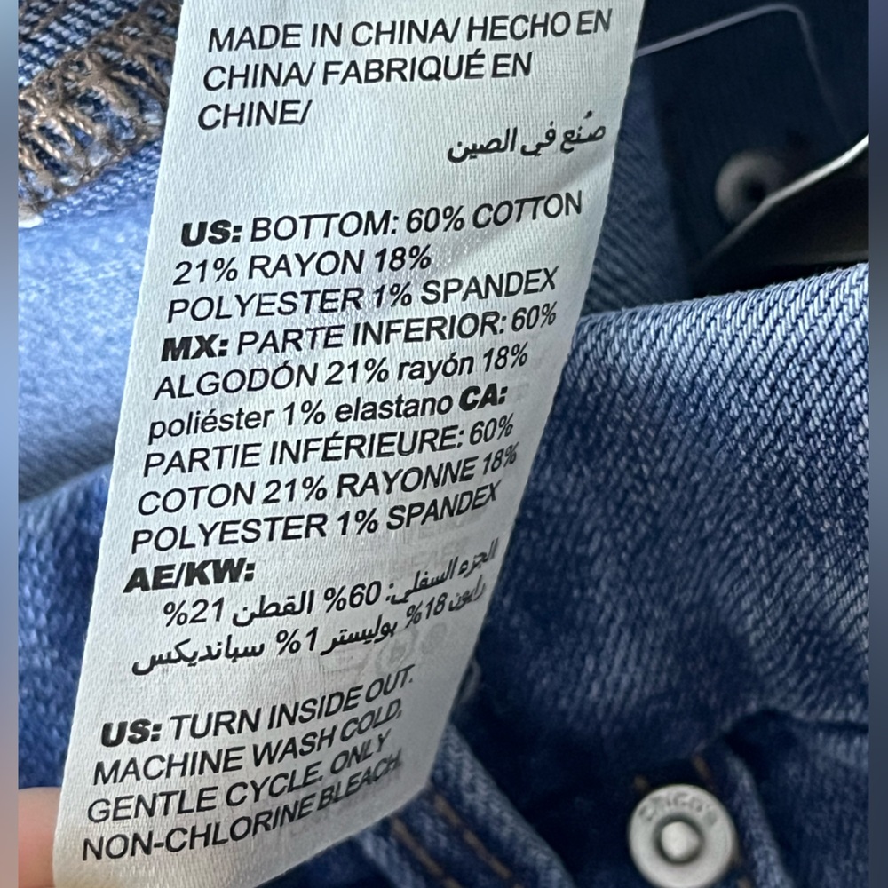 NWT Chico’s 2.5 So Slimming Girlfriend Slim Leg Crop Jeans with Rope Trim - Picture 8 of 10